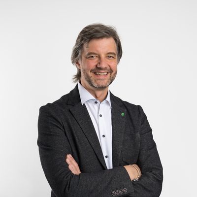 J�rg Martin Donath